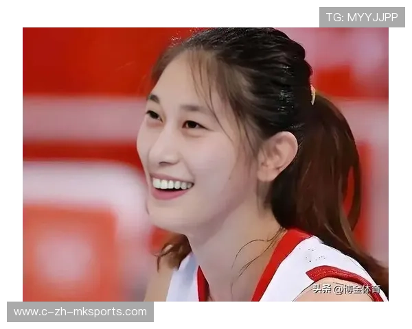 女篮姑娘用汗水赢得荣耀