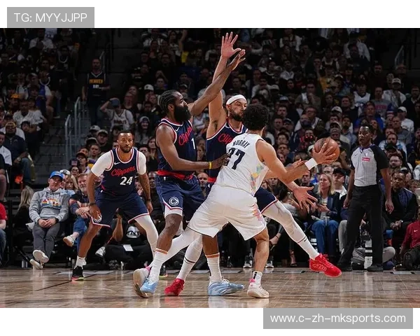 小卡精准投篮，快船攻防节奏迅速转换